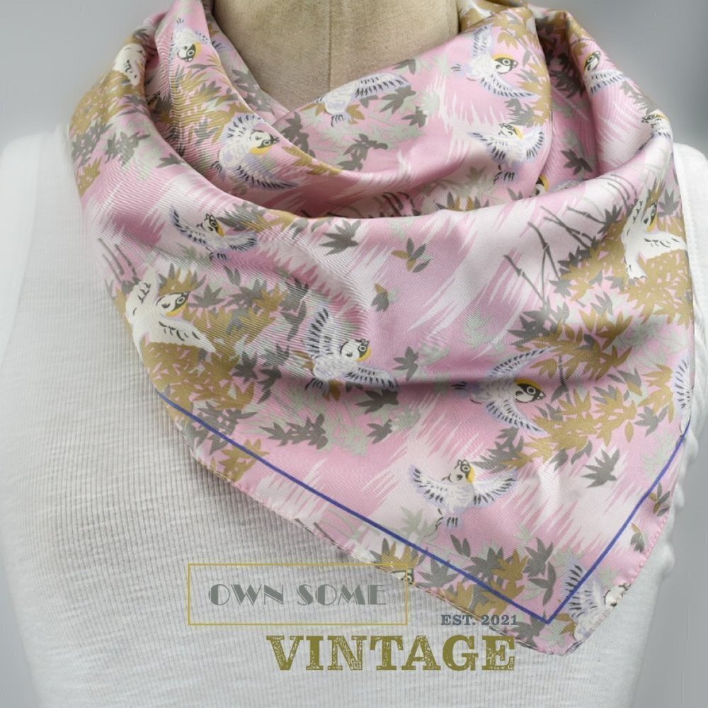 Vintage Pink Poly Japanese Influenced Scarf | Lovely Exotic Pattern | 30”x30" - Picture 4 of 5